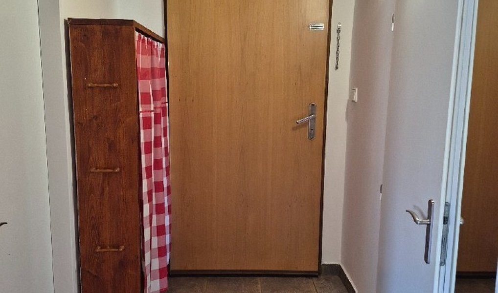 Pronájem bytu 3+kk 76 m², Jílové u Prahy – náhled fotky 12