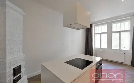 Pronájem bytu 2+kk 54 m², náměstí Jiřího z Poděbrad, Praha 3 - Vinohrady