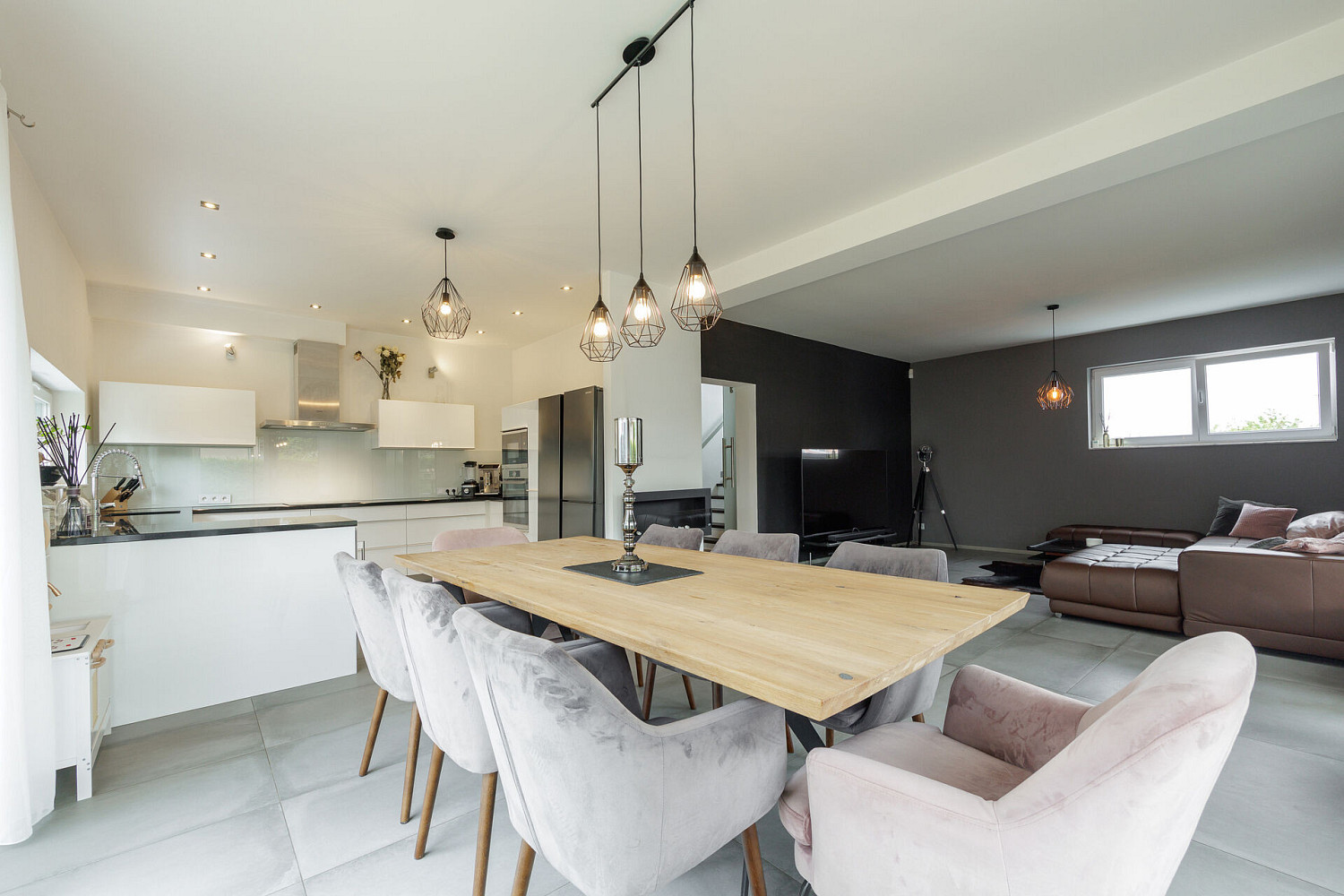 Pronájem domu 202 m² s pozemkem 316 m² – další