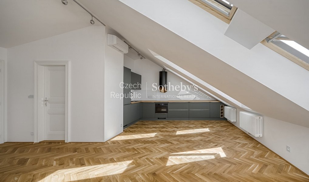 Prodej bytu 3+kk 100 m², Praha – náhled fotky 2