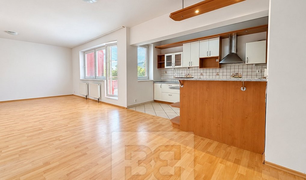 Pronájem bytu 2+kk 69 m², Zlín – náhled fotky 9