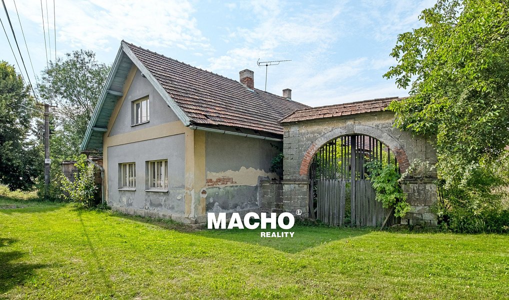 Prodej rodinného domu, 335 m², Jičín, Veliš