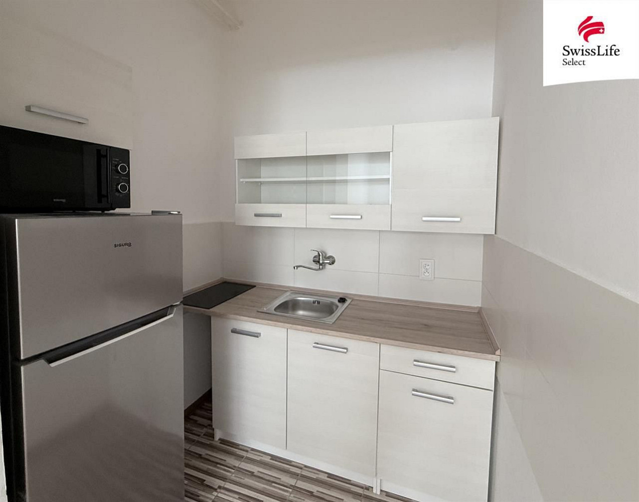 Pronájem bytu 1+kk 33 m² – fotografie 3