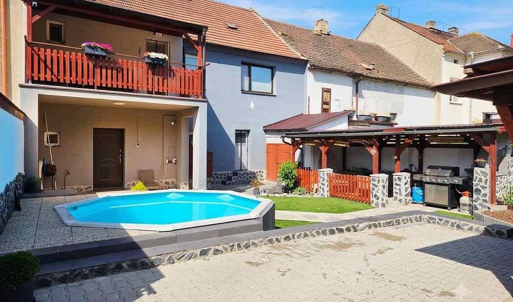 Prodej domu 210 m² s pozemkem 375 m², Kralupy nad Vltavou – fotka 1 z 25