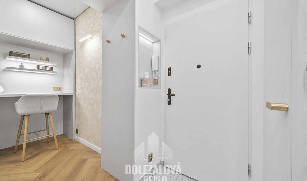 Prodej bytu 1+kk 25 m², Praha – náhled fotky 17