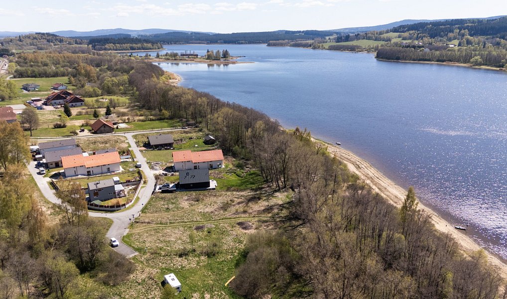 Prodej louky, 1410 m², Český Krumlov, Horní Planá