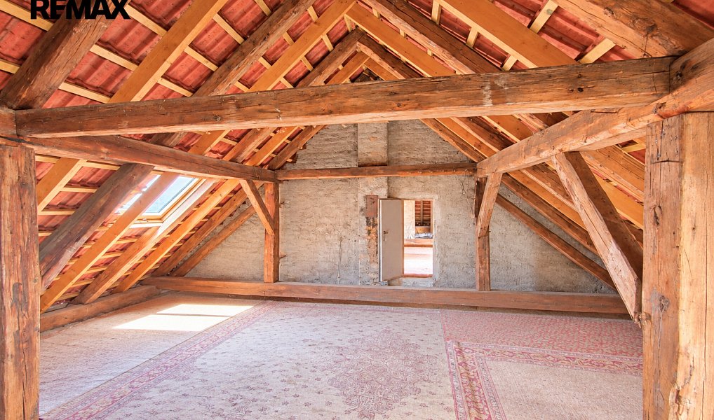 Prodej domu 200 m² s pozemkem 910 m², Kájov – náhled fotky 50