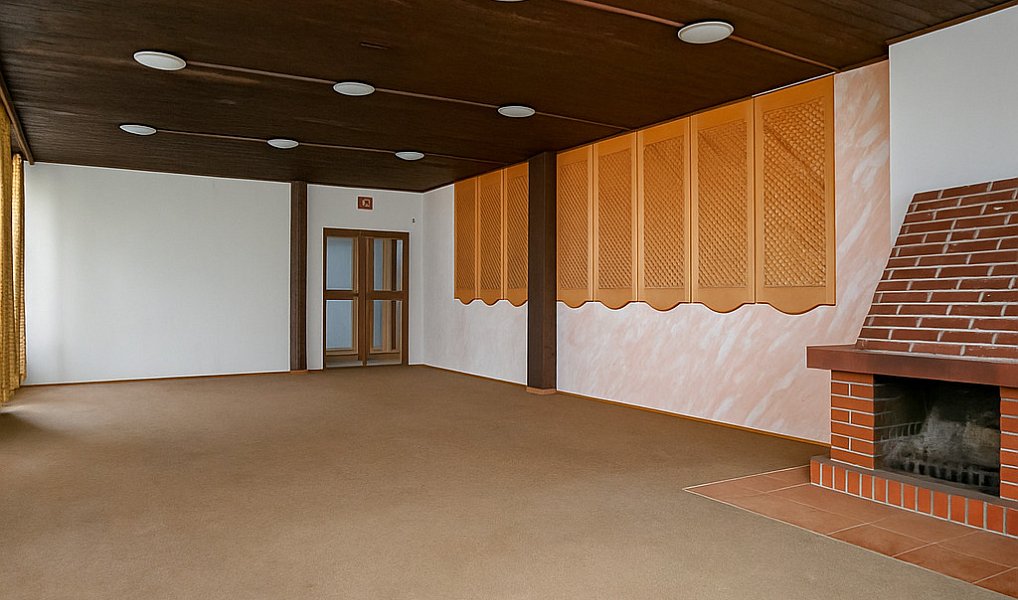 Prodej ubytovacího objektu 1 085 m², Železná Ruda – náhled fotky 18
