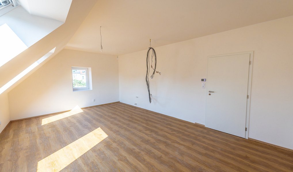 Prodej bytu 2+kk 73 m², Jihlava – náhled fotky 5