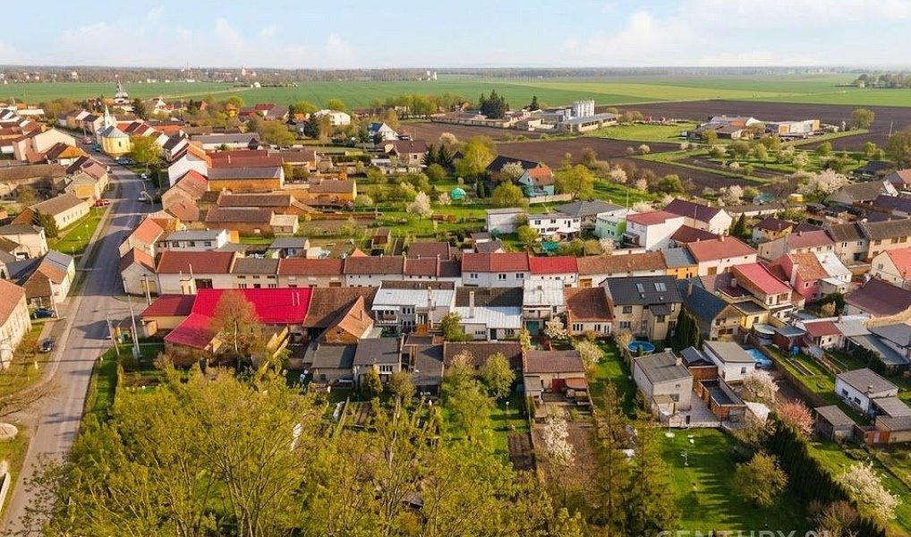 Prodej domu 200 m² s pozemkem 754 m², Ivaň – náhled fotky 4