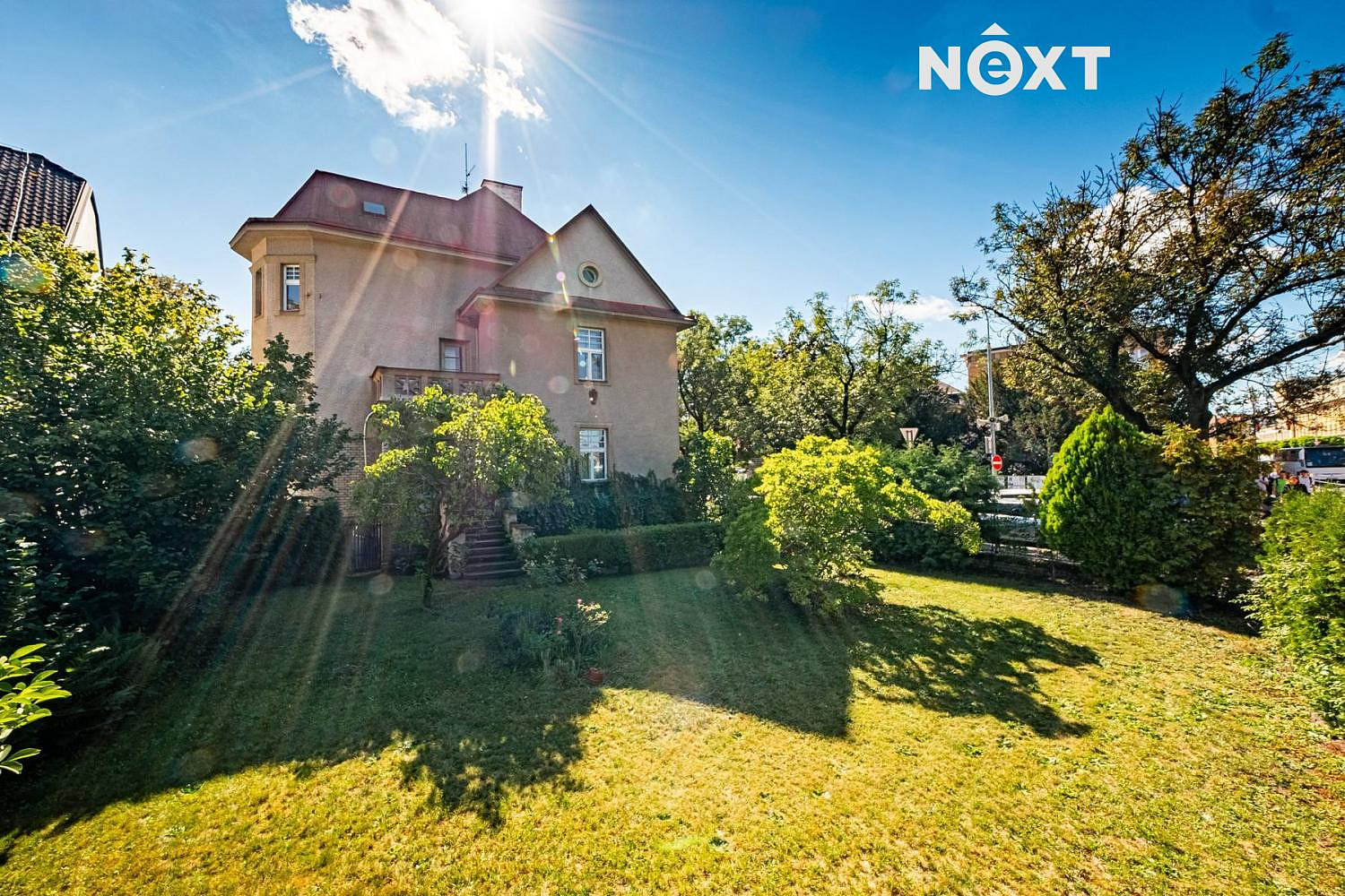 Prodej domu 350 m² s pozemkem 1 115 m²