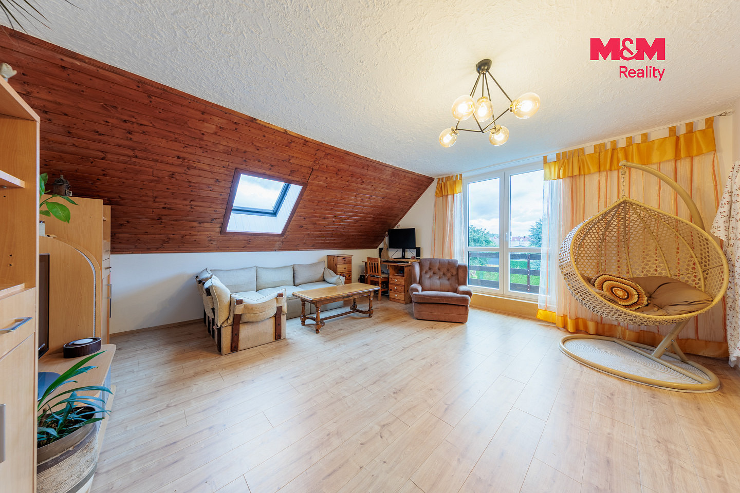 Prodej nájemního domu, činžáku 330 m² – fotografie 3