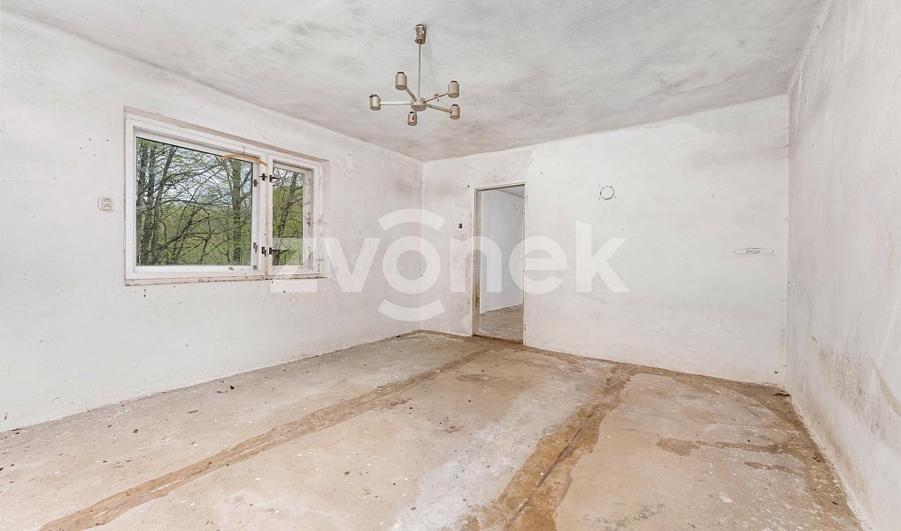Prodej domu 210 m² s pozemkem 3 984 m², Březnice – náhled fotky 12