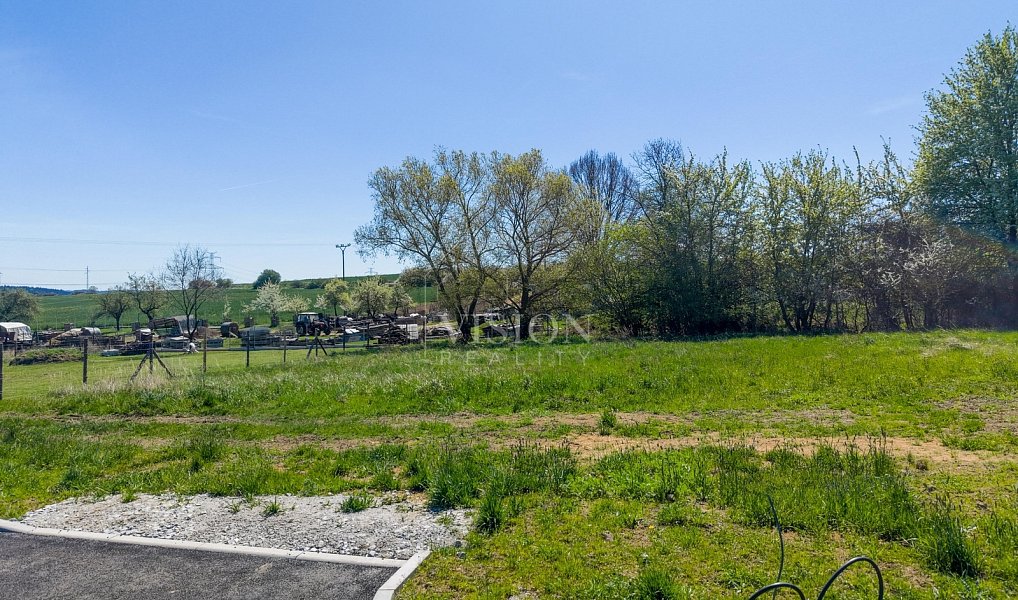 Prodej stavebního pozemku 1 137 m², Dobev – náhled fotky 12