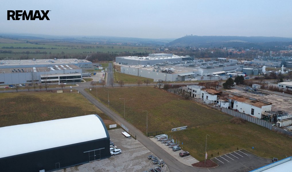 Prodej komerčního pozemku 7 553 m², Žebrák – náhled fotky 2