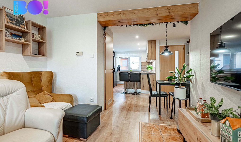 Prodej domu 180 m² s pozemkem 216 m², Znojmo – náhled fotky 7