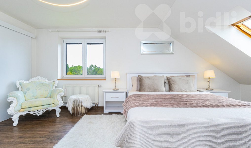 Prodej domu 205 m² s pozemkem 809 m², Jesenice – náhled fotky 19