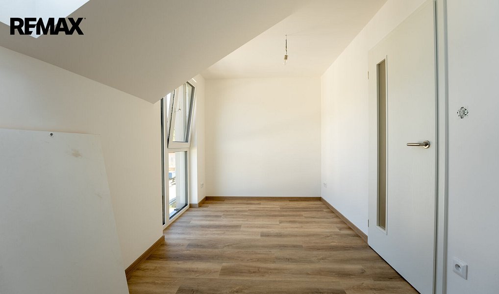 Prodej domu 81 m² s pozemkem 168 m², Břeclav – náhled fotky 25