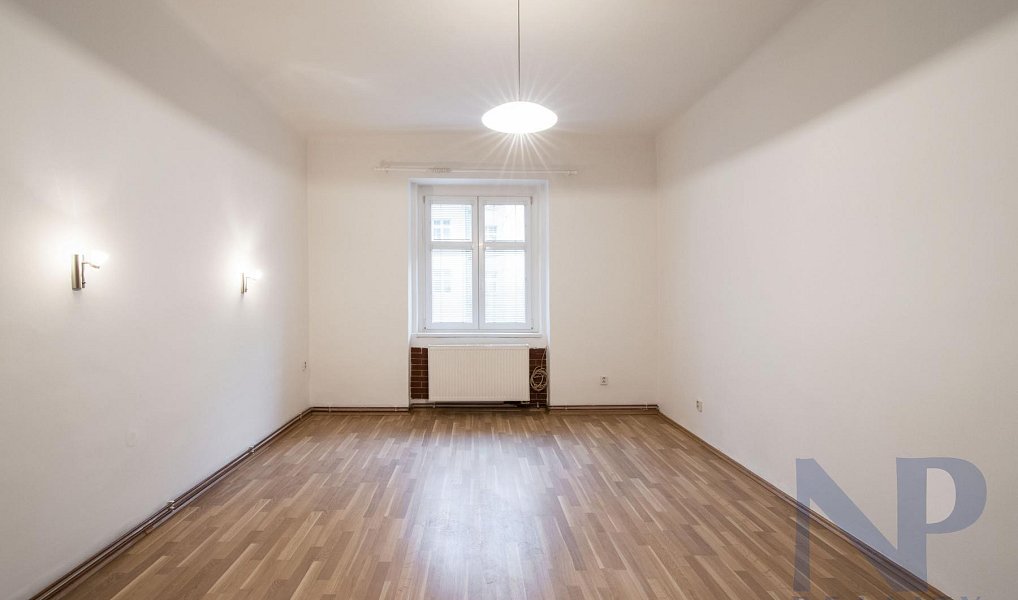 Pronájem bytu 2+kk 54 m², Praha – fotka 1 z 12