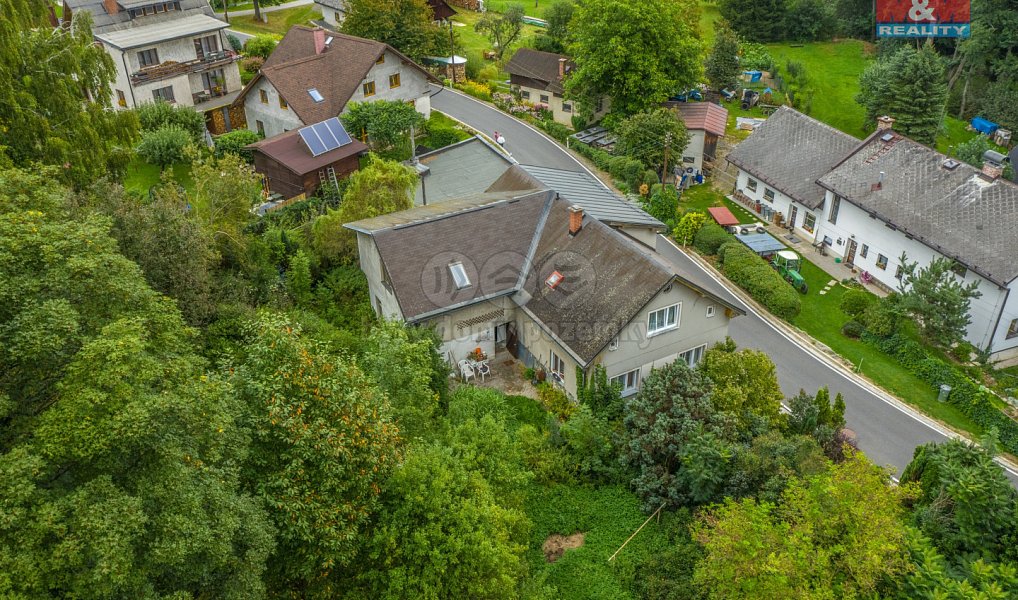 Prodej domu 246 m² s pozemkem 605 m², Jesenný – náhled fotky 4