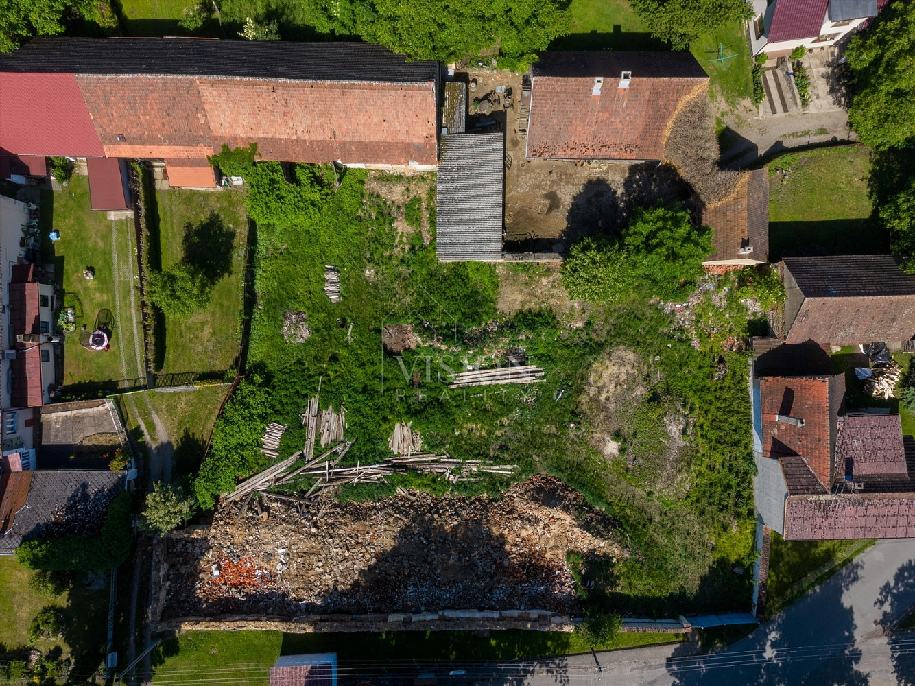Prodej stavebního pozemku 2 350 m² – fotografie 3
