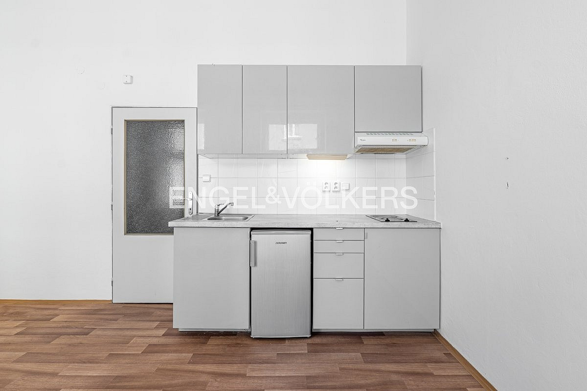 Pronájem bytu 1+kk 24 m² – fotografie 2