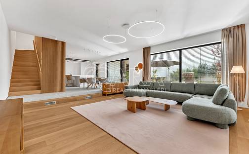 Prodej domu 280 m² s pozemkem 632 m², Štěpnice, Praha 6 - Lysolaje