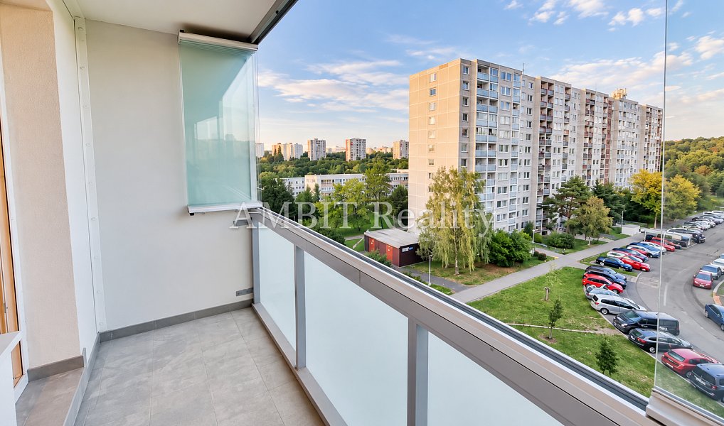 Pronájem bytu 3+kk 67 m², Praha – náhled fotky 11