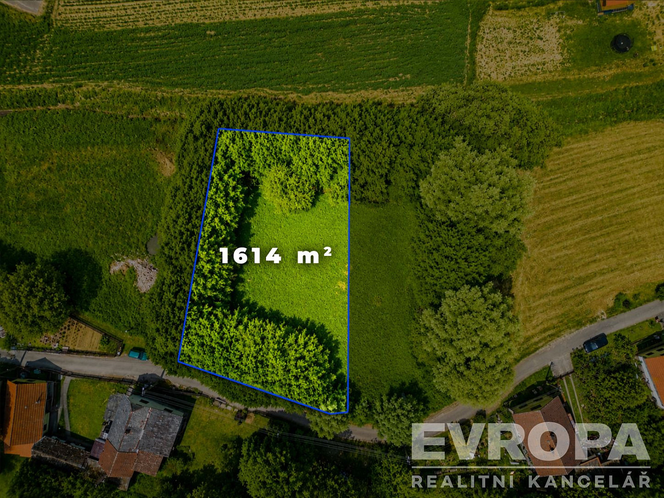 Prodej stavebního pozemku 1 614 m²