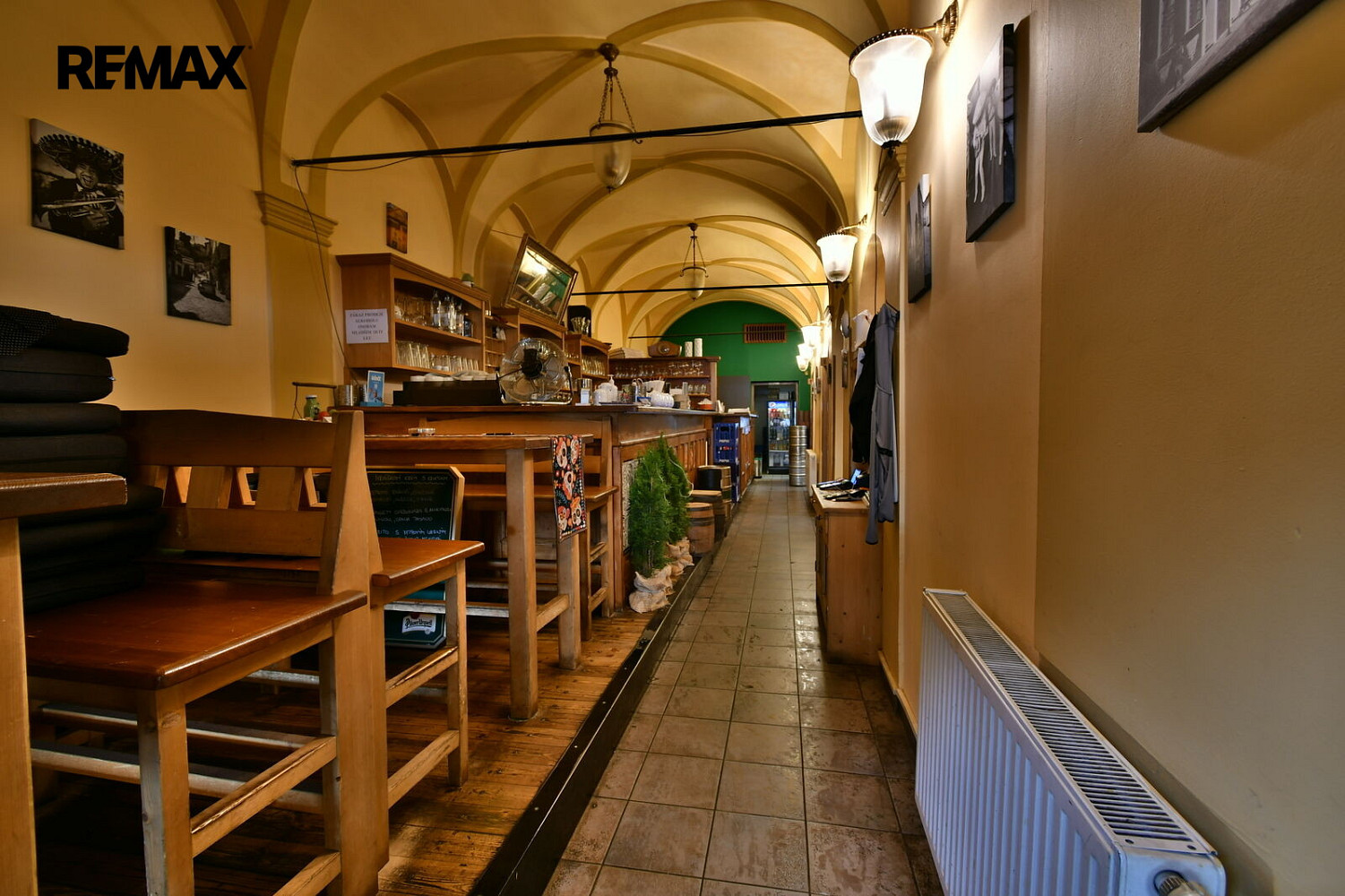 Prodej restaurace 350 m² – fotografie 5