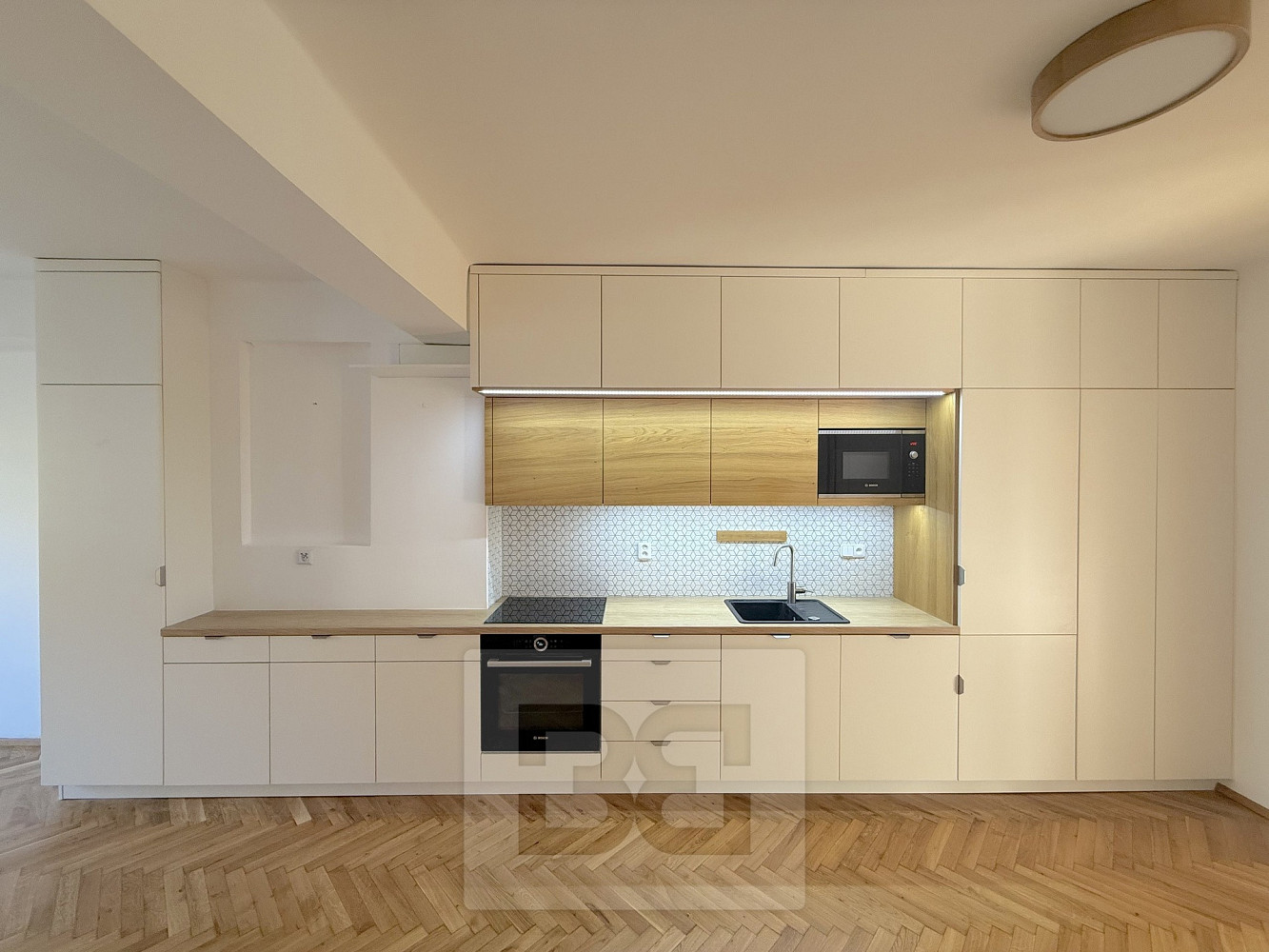 Pronájem bytu 3+kk 72 m²