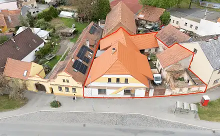 Prodej domu 764 m² s pozemkem 589 m², Masarykovo náměstí, Starý Plzenec, okres Plzeň-město