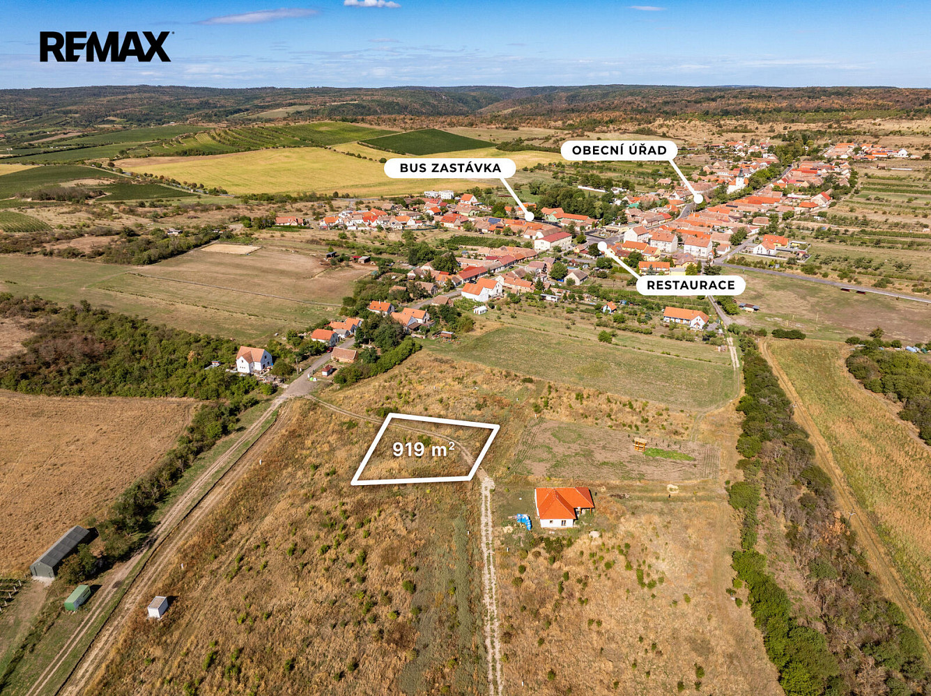 Prodej stavebního pozemku 919 m²