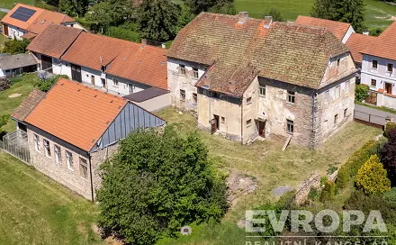 Prodej domu 631 m² s pozemkem 856 m², Uzeničky - Černívsko, okres Strakonice