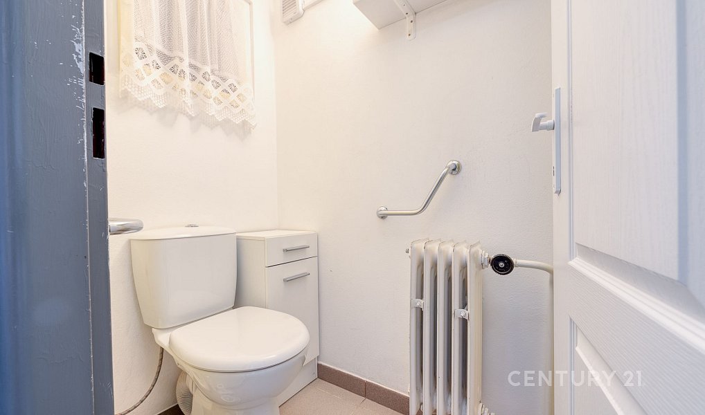 Prodej domu 139 m² s pozemkem 822 m², Dobrovice – náhled fotky 24