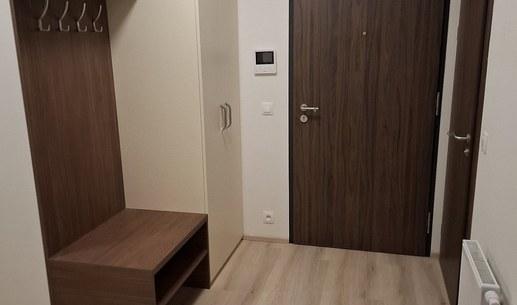 Prodej kanceláře 85 m², Praha – náhled fotky 16