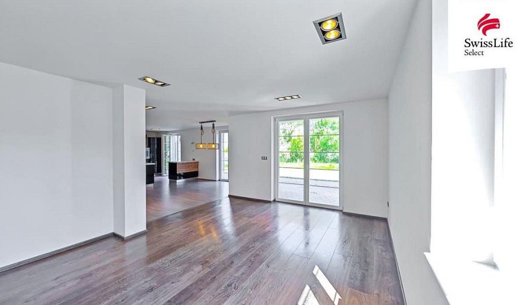 Prodej domu 211 m² s pozemkem 975 m², Ostrov – náhled fotky 10