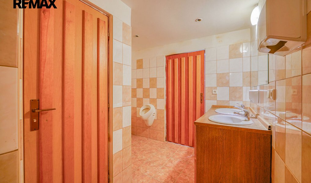 Pronájem obchodních prostor 312 m², Plzeň – náhled fotky 6