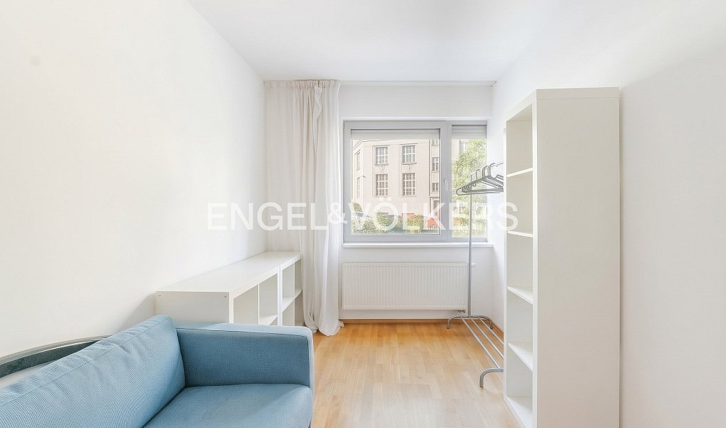 Pronájem kanceláře 80 m², Praha – náhled fotky 3