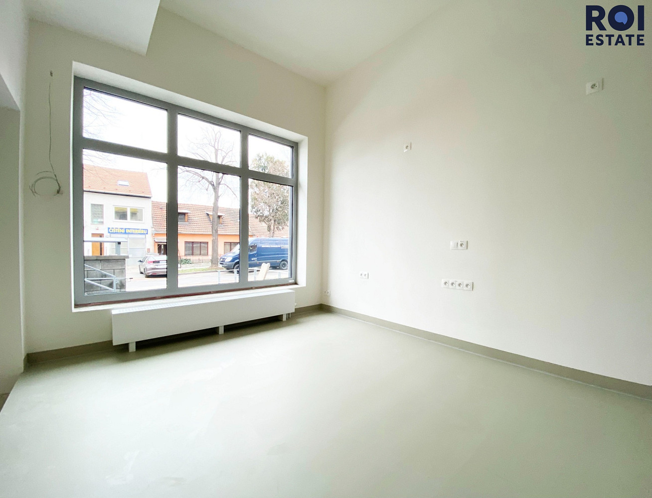 Pronájem obchodních prostor 29 m² — photo 2