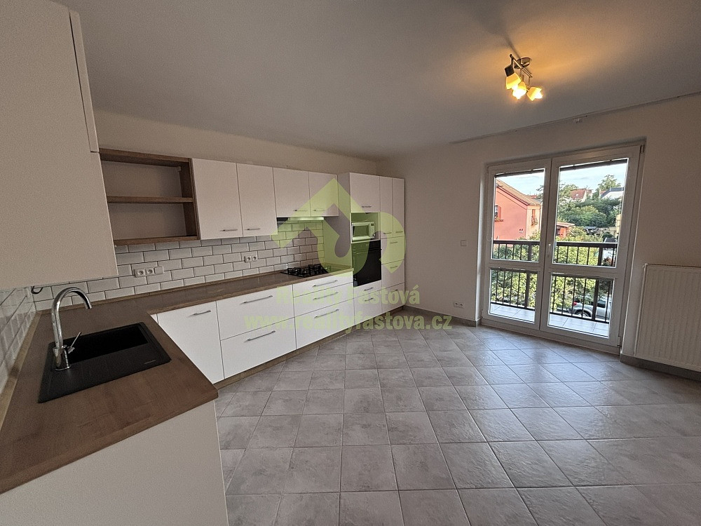 Pronájem bytu 3+kk 56 m² – fotografie 2