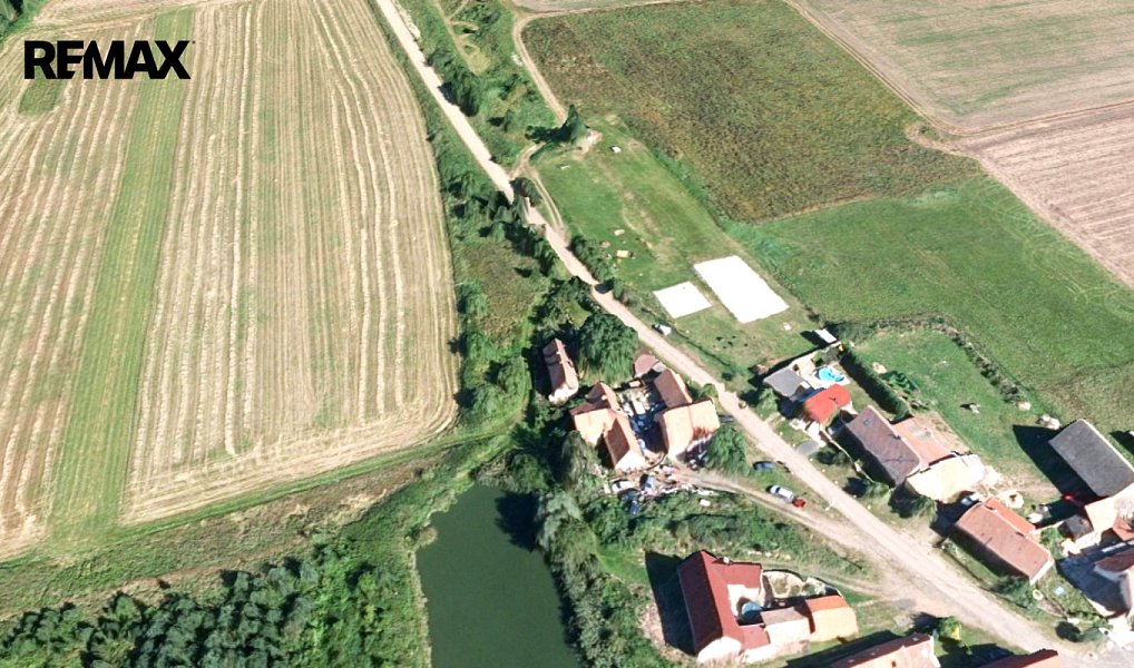 Prodej louky 946 m², Postoloprty – fotka 1 z 5