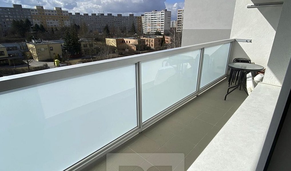 Prodej bytu 3+kk 73 m², Praha – fotka 1 z 26