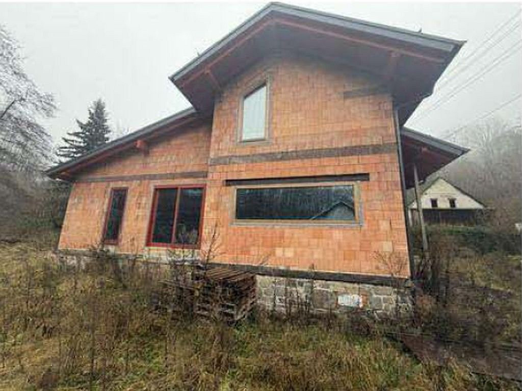Dražba domu 216 m² s pozemkem 1 112 m², Chuderov