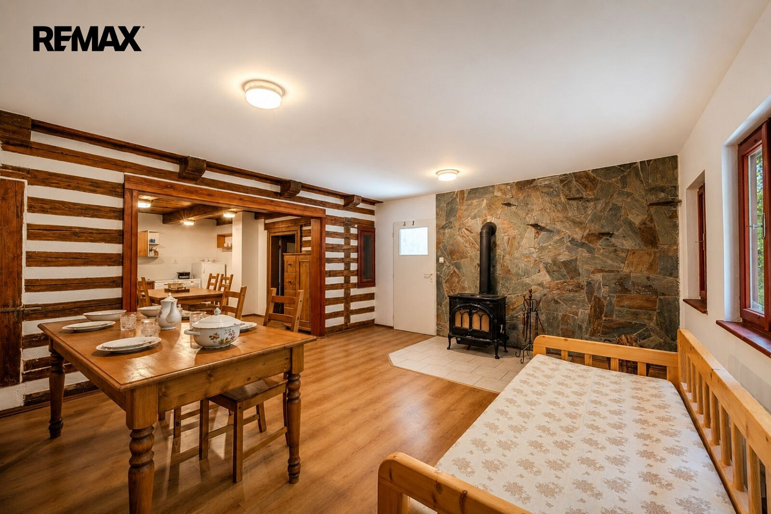 Prodej domu 220 m² s pozemkem 4 206 m² – fotografie 2