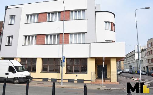 Prodej bytu 2+kk 90 m², Staňkova, Pardubice - Zelené Předměstí