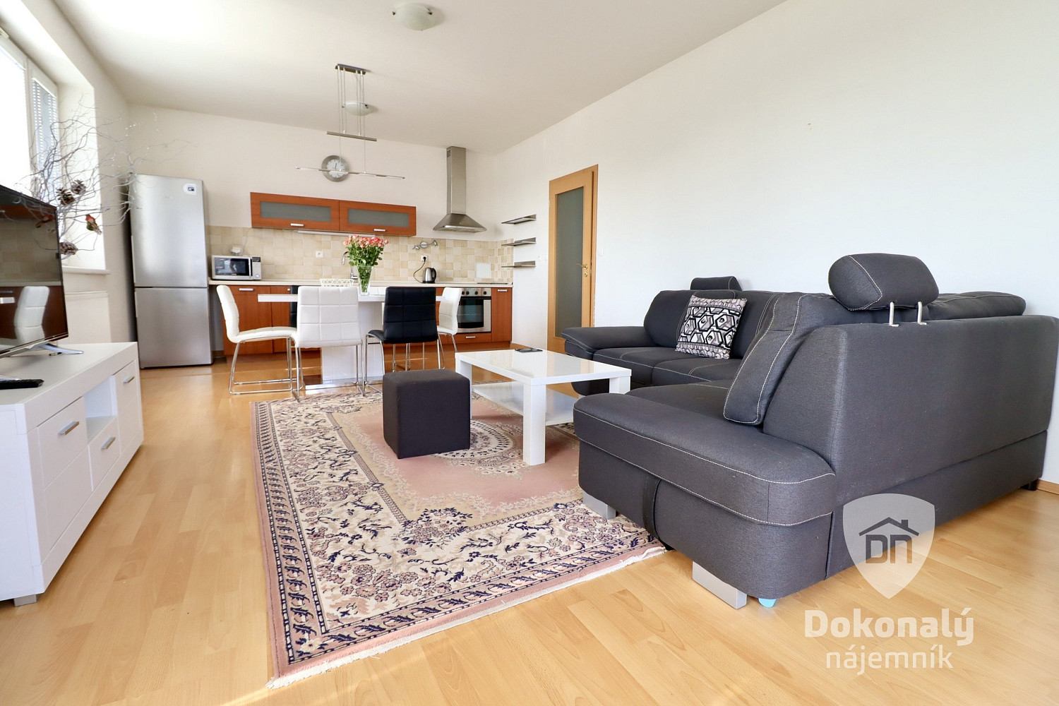 Pronájem bytu 2+kk 64 m²