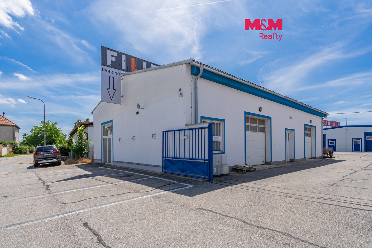 Pronájem obchodních prostor 210 m²