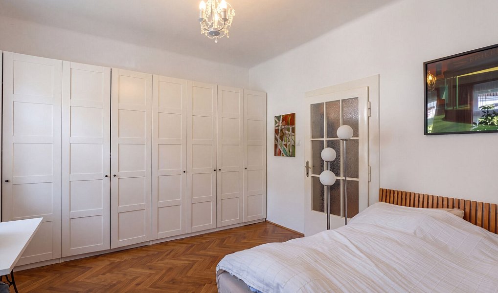 Prodej domu 429 m² s pozemkem 627 m², Praha – náhled fotky 8