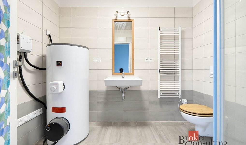 Prodej bytu 3+kk 104 m², Smiřice – náhled fotky 25